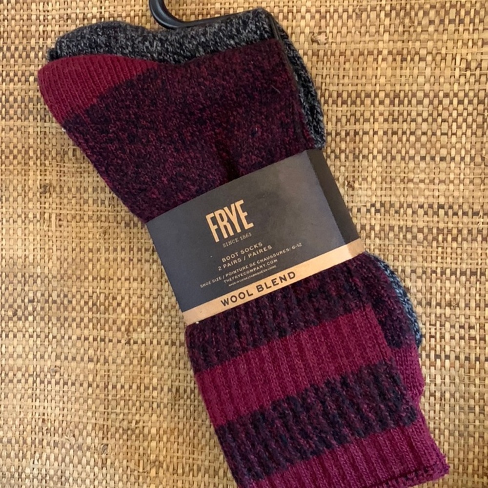 💖🌸2 PAIRS Frye Boot Socks